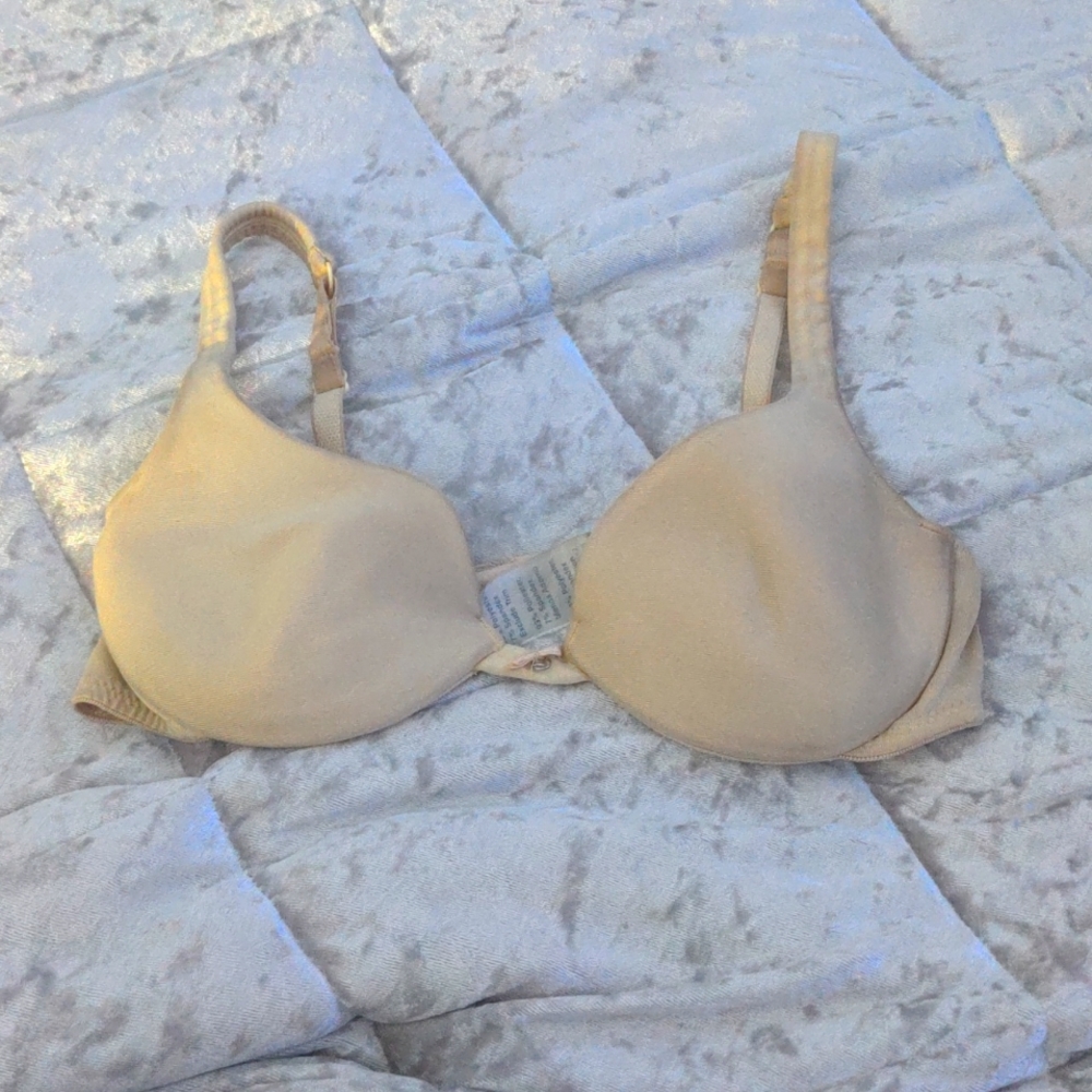 Junior's Vassarette Yellow 34A/75 Bra